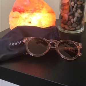 Bonnie Clyde sunglasses in light pink
